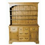 5ft. GEORGIAN DRESSER